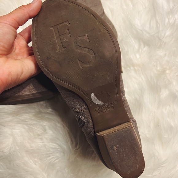 Franco Sarto 7.5 Cute Suede Heeled Booties - Picture 3 of 4